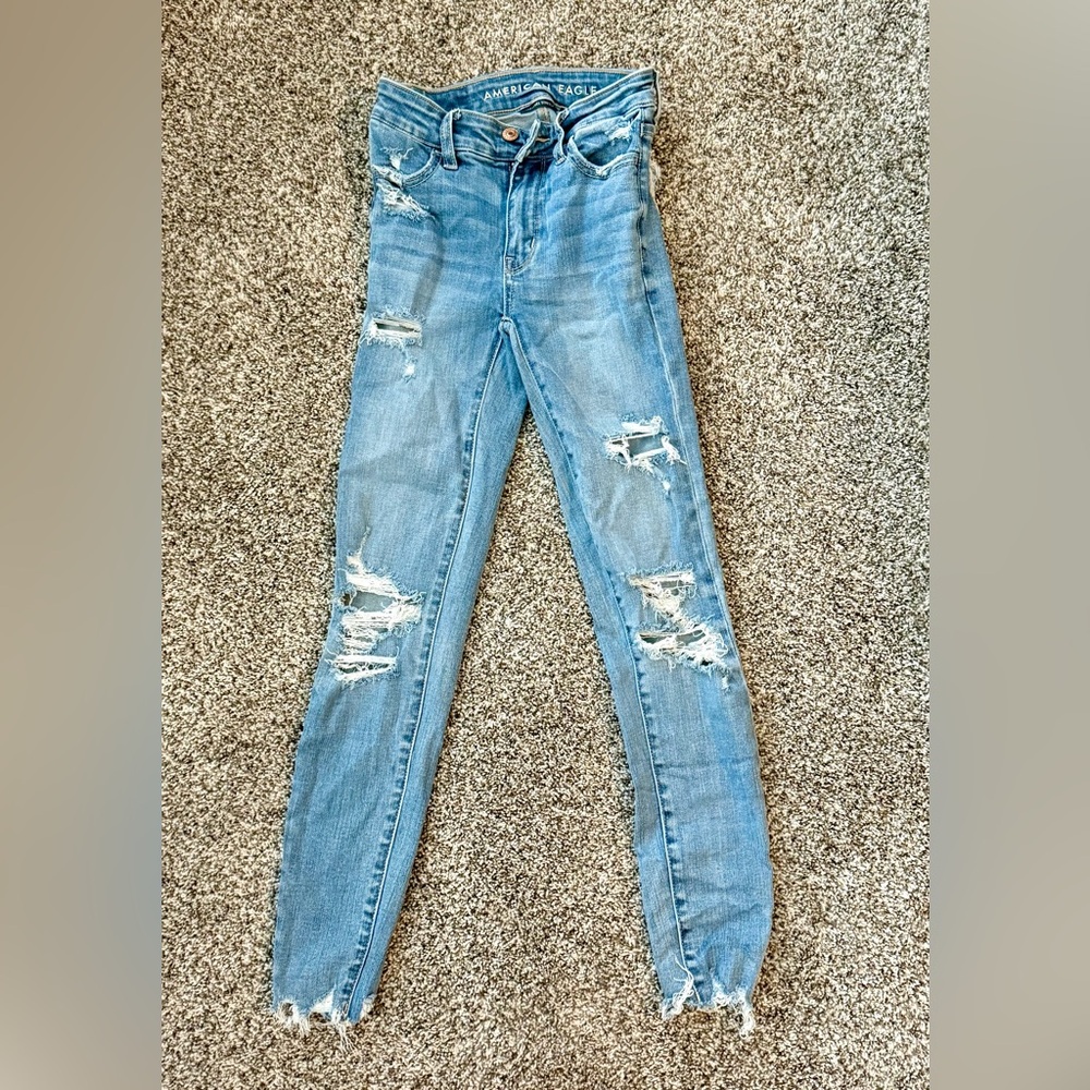 American Eagle Outfitters Blue Skinny Jeans Distressed Style. Good Condition.